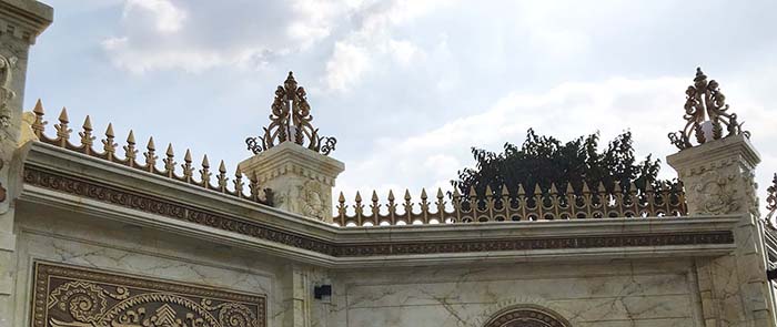 Mẫu chông rào nhôm đúc nhũ đồng